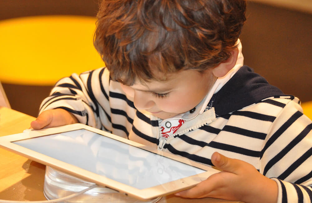 The Impact of Screen Time on Children & Parenting